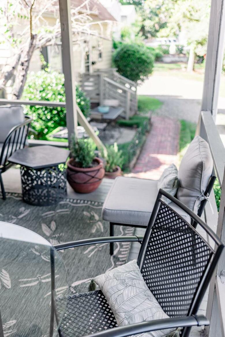 Bed & Breakfast Meadows Inn