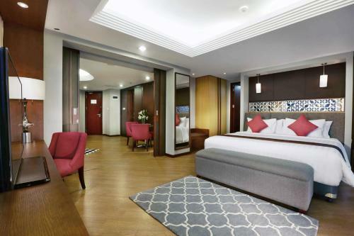 Hotel Aston Sentul Lake Resort & Conference Center