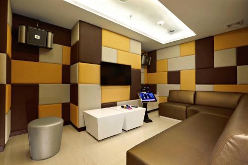 Hotel Aston Sentul Lake Resort & Conference Center
