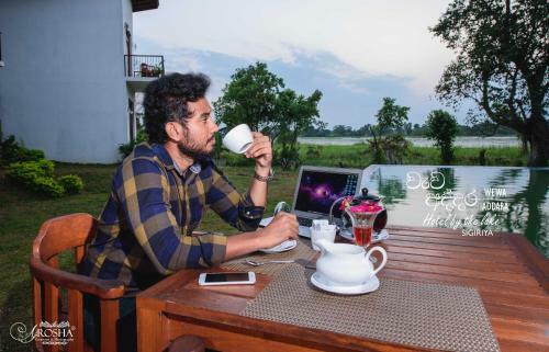 Wewa Addara Hotel - Hotel By The Lake