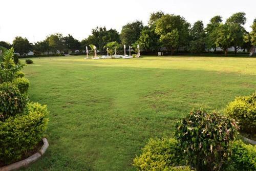 Hotel Badhal Heritage Resort