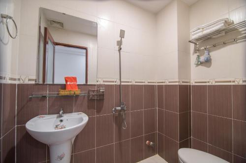 Hotel Reddoorz Premium Near Bai Sau