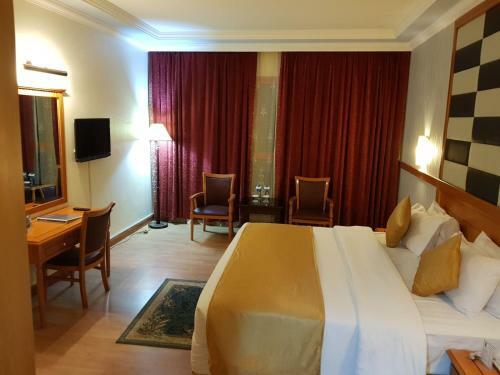Palace Hotel
