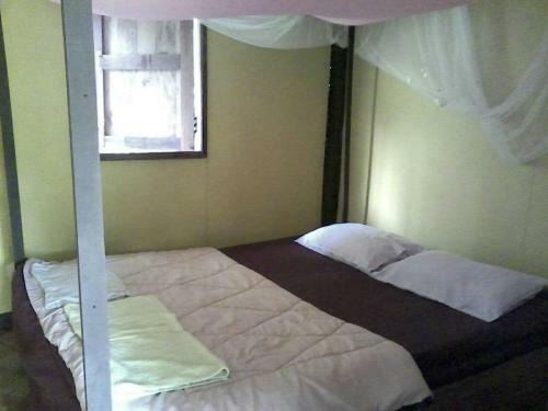 Hostal Country Hut Riverside
