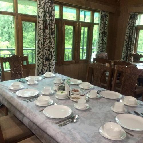 Hostal The Oasis Srinagar