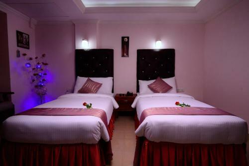 Hotel Sps Kingsway