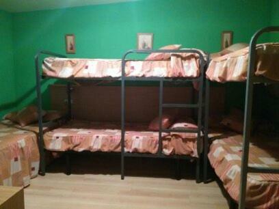 Hostal Albergue Turistico La Torre