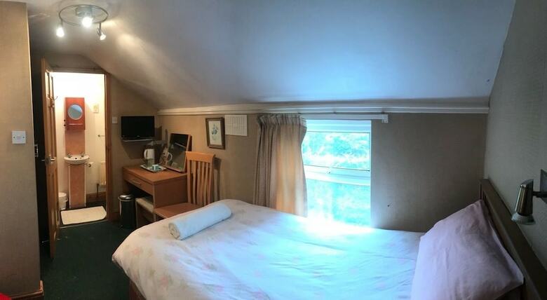 Hostal Bramley House