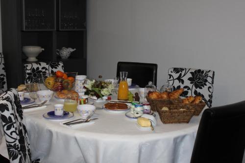 Bed & Breakfast Au Coeur De Beauvais Apartment