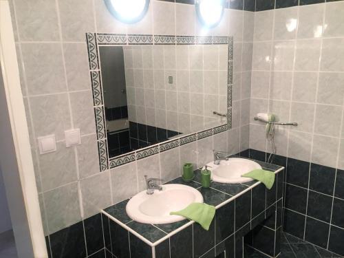 Apartment Orebic 11450b