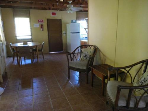 Hostal High Tide Guest House