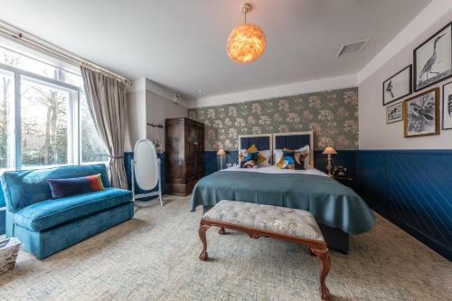Hotel Hand And Spear
