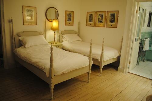 Bed & Breakfast Groves Hall