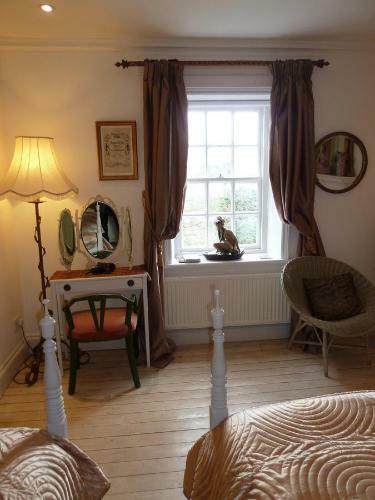 Bed & Breakfast Groves Hall