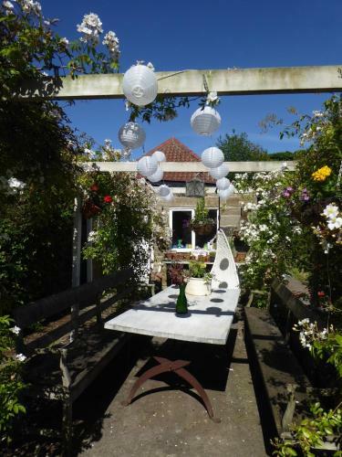 Bed & Breakfast Groves Hall