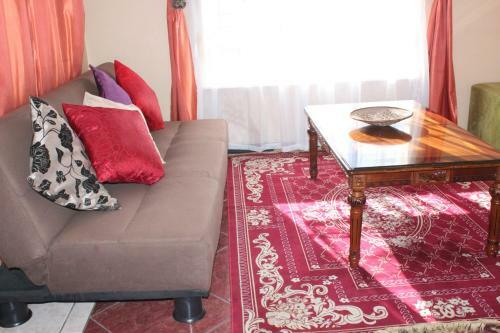Hostal Phomolo Guest House