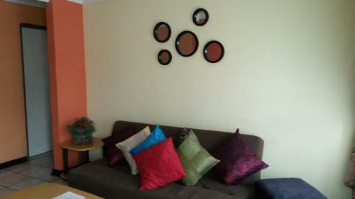 Hostal Phomolo Guest House