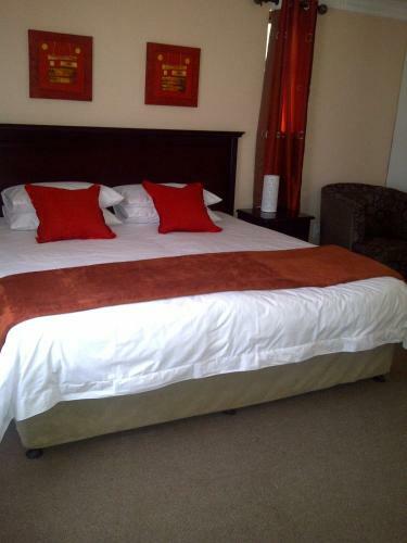 Hostal Phomolo Guest House