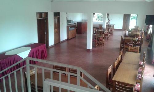 Skyway Hotel