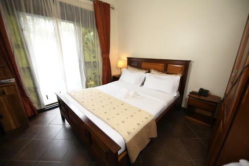 Biyem Hotel