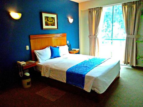 Ocean Hotel