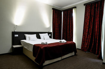 Hotel Log Inn Luxury