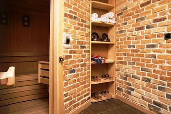 Hotel Cube Suites