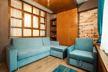 Hotel Cube Suites