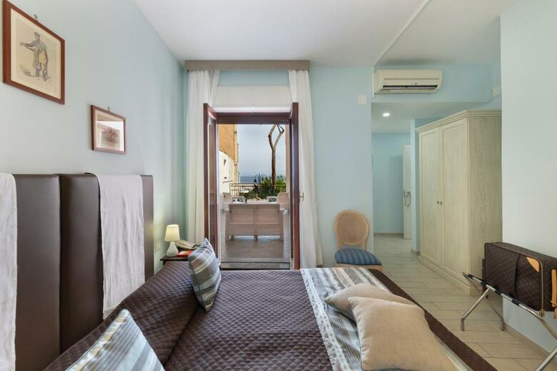 Apartamento Sea Breeze Residence