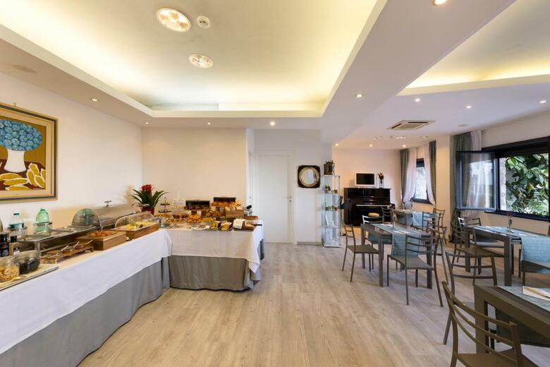 Apartamento Sea Breeze Residence