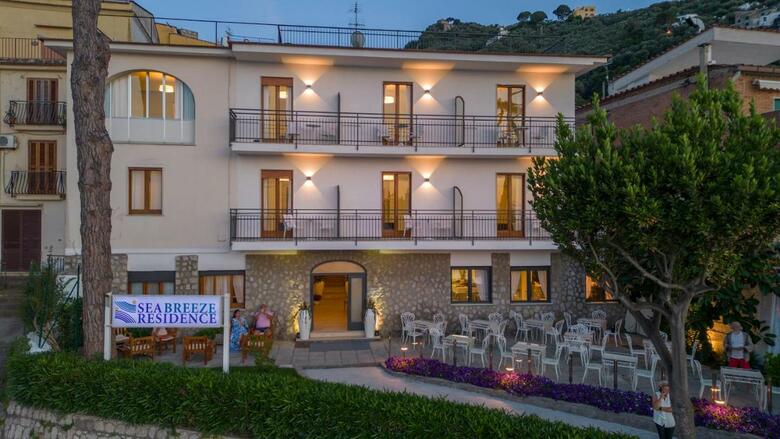 Apartamento Sea Breeze Residence