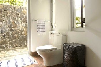 Villa Ivory House
