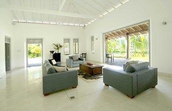 Villa Ivory House