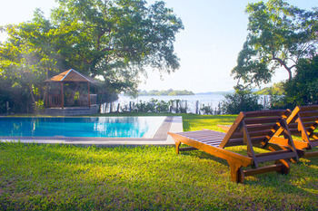 Hotel Lumbini Lagoon