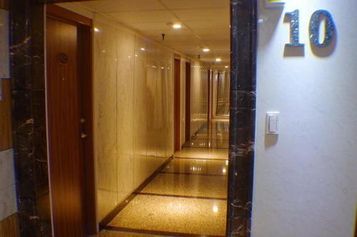 Lo Fo Hotel