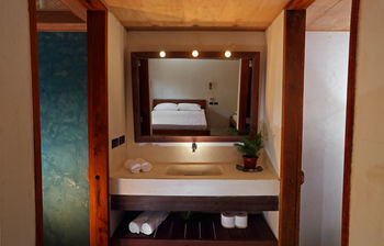 Bed & Breakfast Bravo Beach Resort