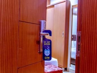 Hotel Oyo Premium Diamond Park