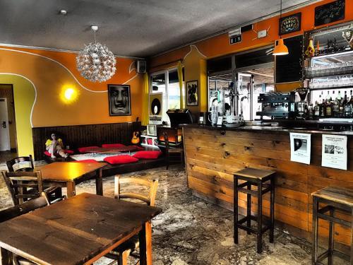 Hostal Sunflower