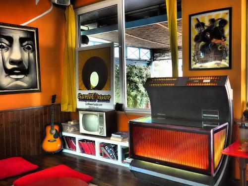Hostal Sunflower
