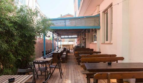 Hostal Sunflower
