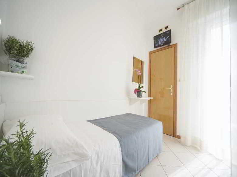 Hotel Manola