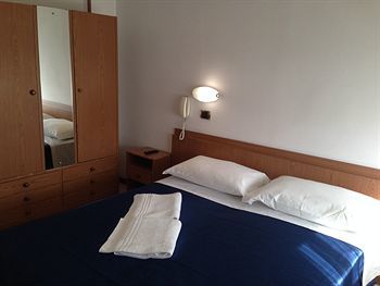 Hotel Manola