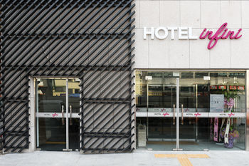 Hotel Infini