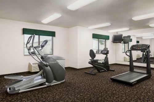 Hotel Baymont By Wyndham Buffalo
