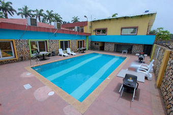 Carliza Hotel