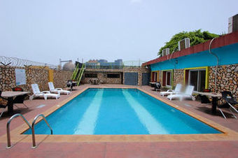 Carliza Hotel