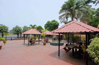 Carliza Hotel
