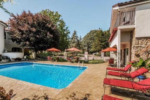 The Villa Bed And Breakfast