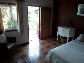 Hotel Chez Lorna