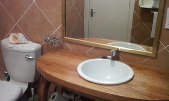 Hotel Chez Lorna